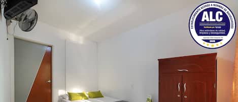 Habitación doble | Wifi gratis y ropa de cama