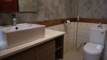 Towels, soap, shampoo