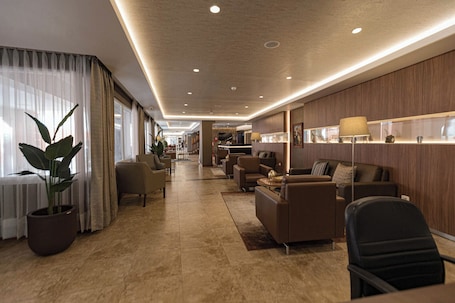 Recepción. Hotel Presidente Huancayo Asociado Casa Andina