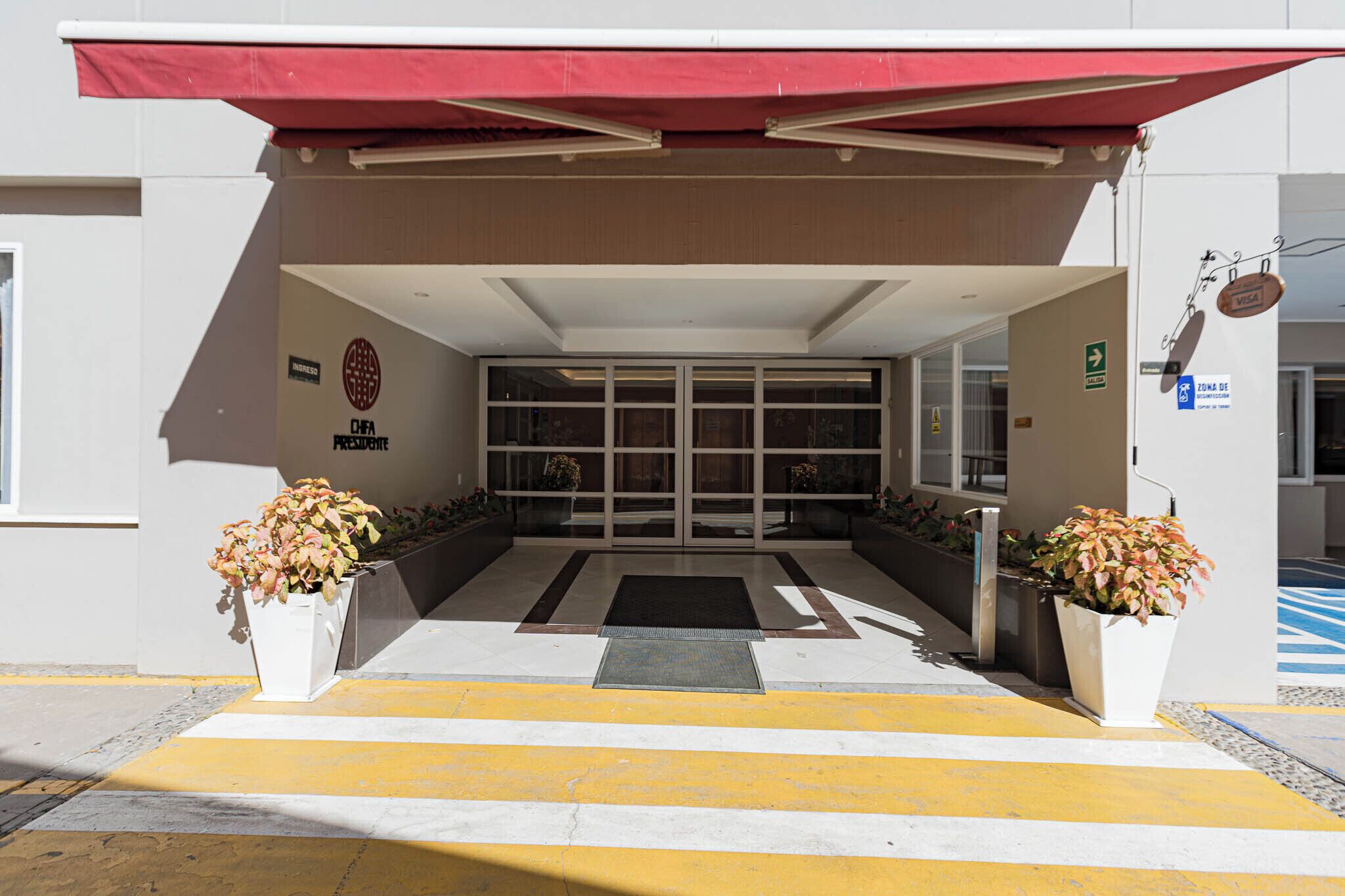 Entrada de la propiedad