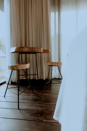 Panoramic-Bungalow | Zimmersafe, individuell dekoriert, individuell eingerichtet