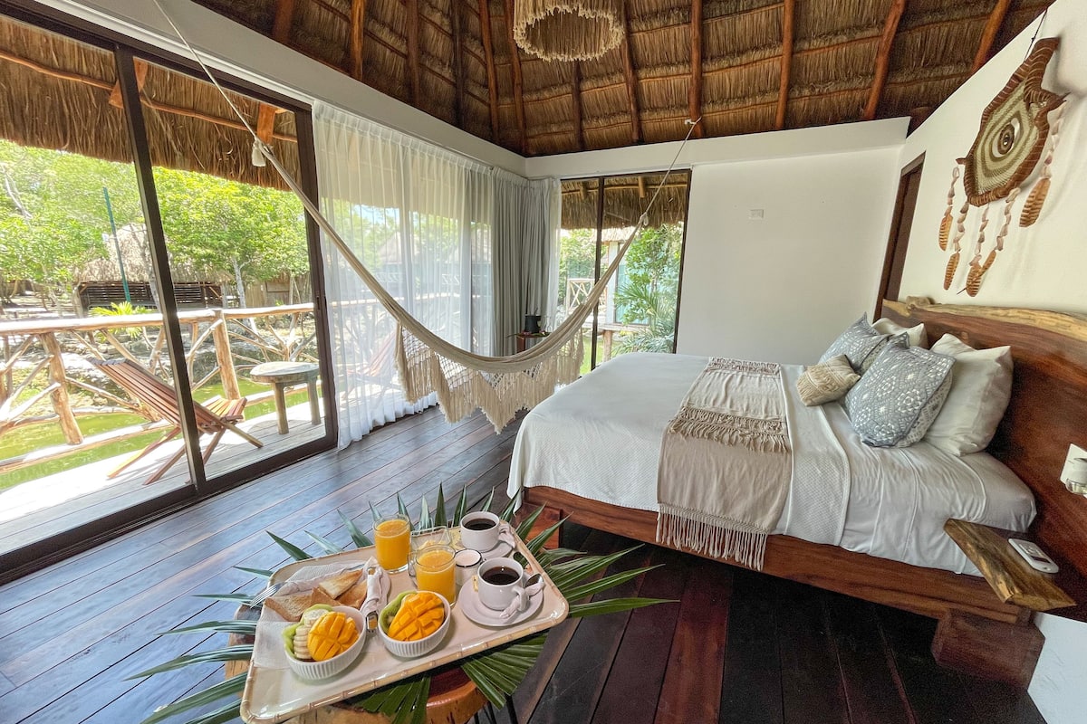 Panoramic-Bungalow | 1 Schlafzimmer, Zimmersafe, individuell dekoriert