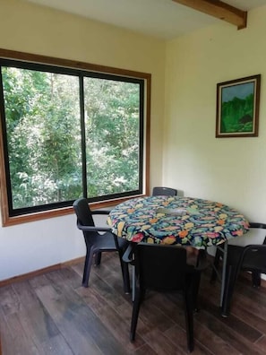 Family Apartment | In-room dining - Monteverde Moon Forest (Monteverde)