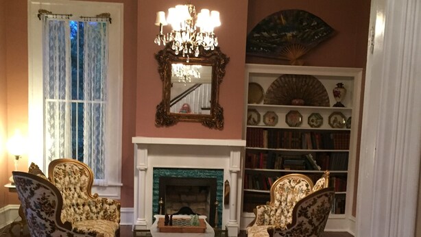 Reception - 1895 J. M. Henry House Vacation Rental (Monticello)