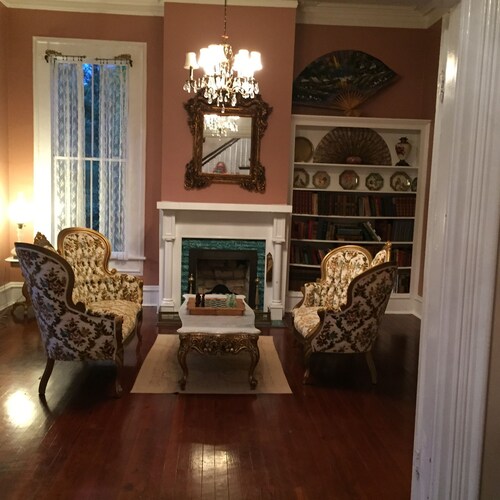 1895 J. M. Henry House Vacation Rental