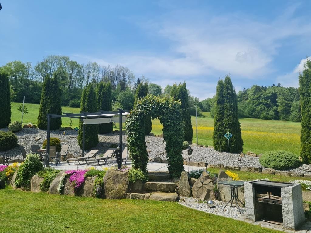 Ferienwohnung Rosl-Garten