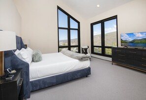 House, 4 Bedrooms | 4 bedrooms, iron/ironing board, free WiFi, bed sheets