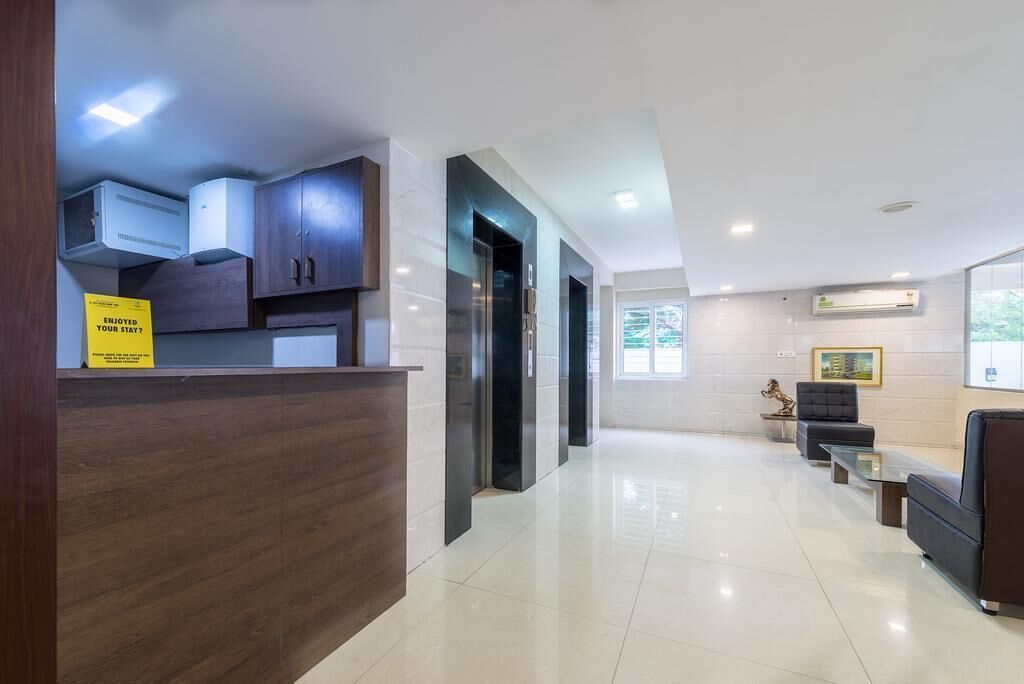 Concierge desk