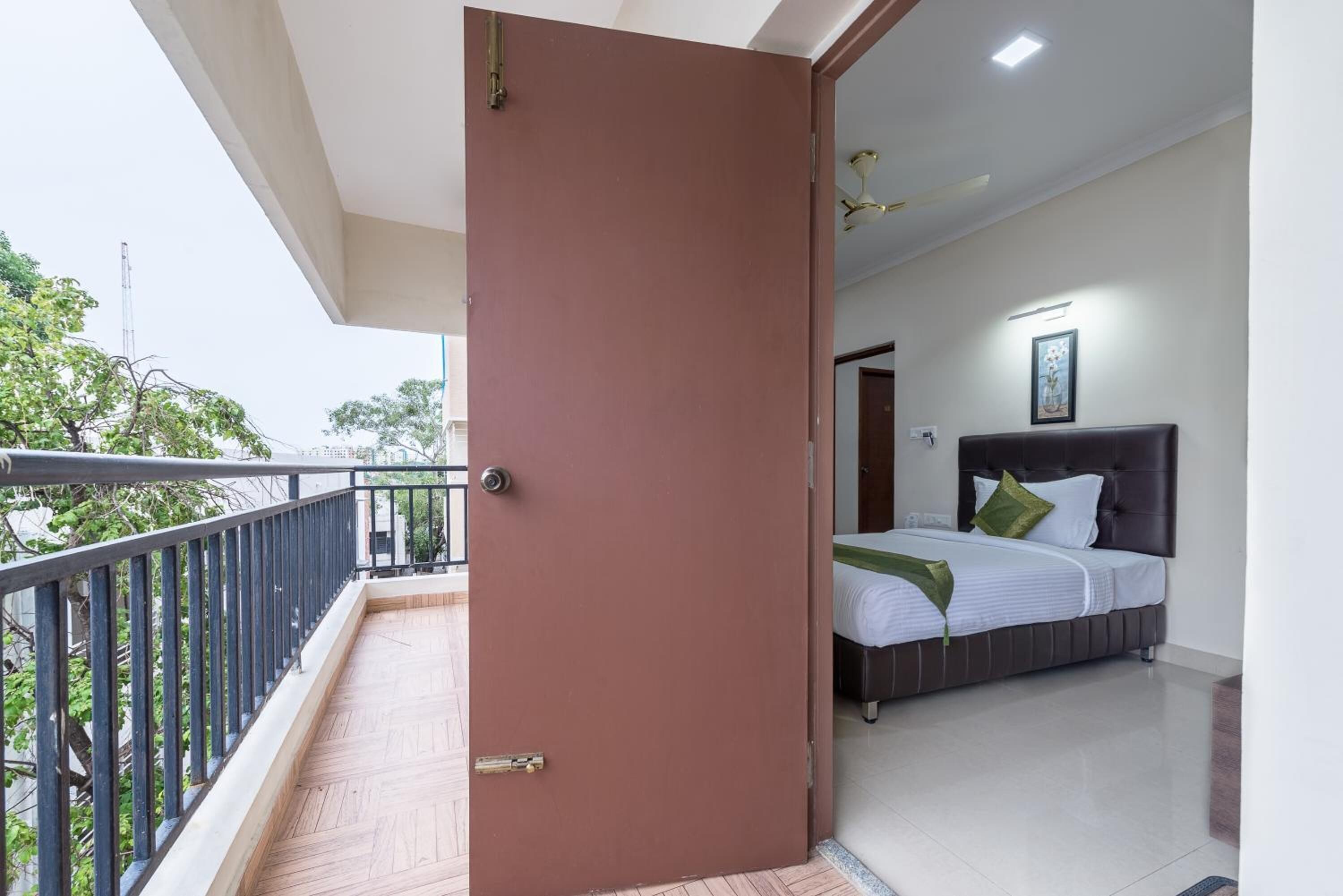 Premium bedding, down duvets, in-room safe, individually decorated