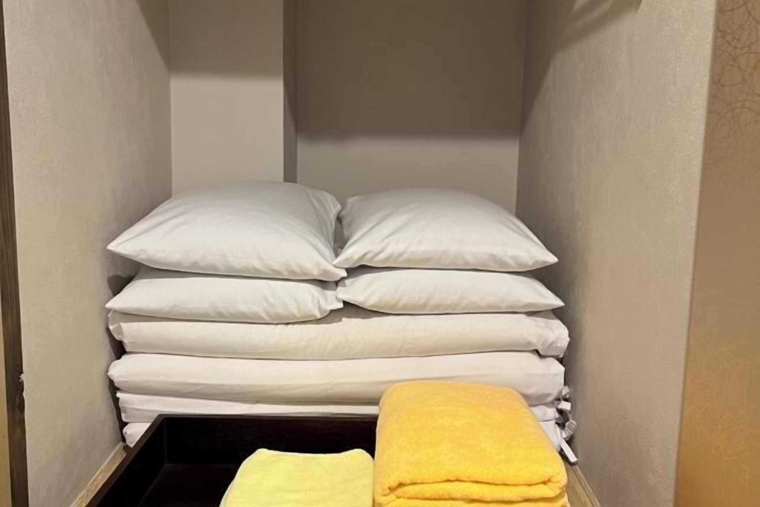 Blackout curtains, free WiFi, bed sheets