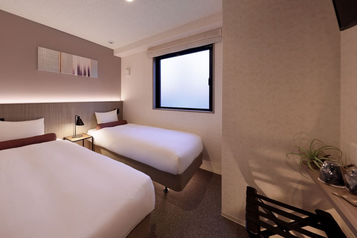 Kamar Twin Standar | Wi-Fi gratis dan seprai linen