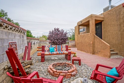 Hot Tub, NobHill Home, King Bed, Patio w/Firepit