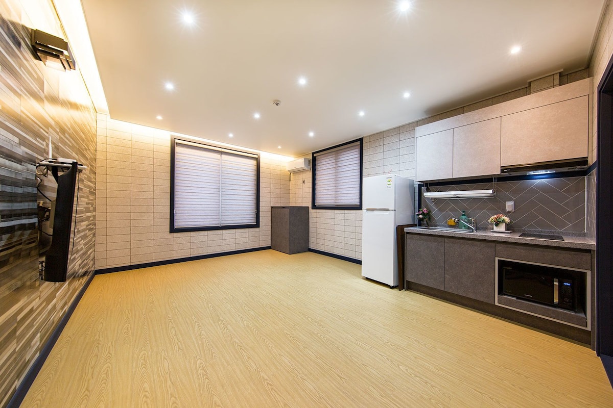 Room (301) | 1 bedroom, free WiFi