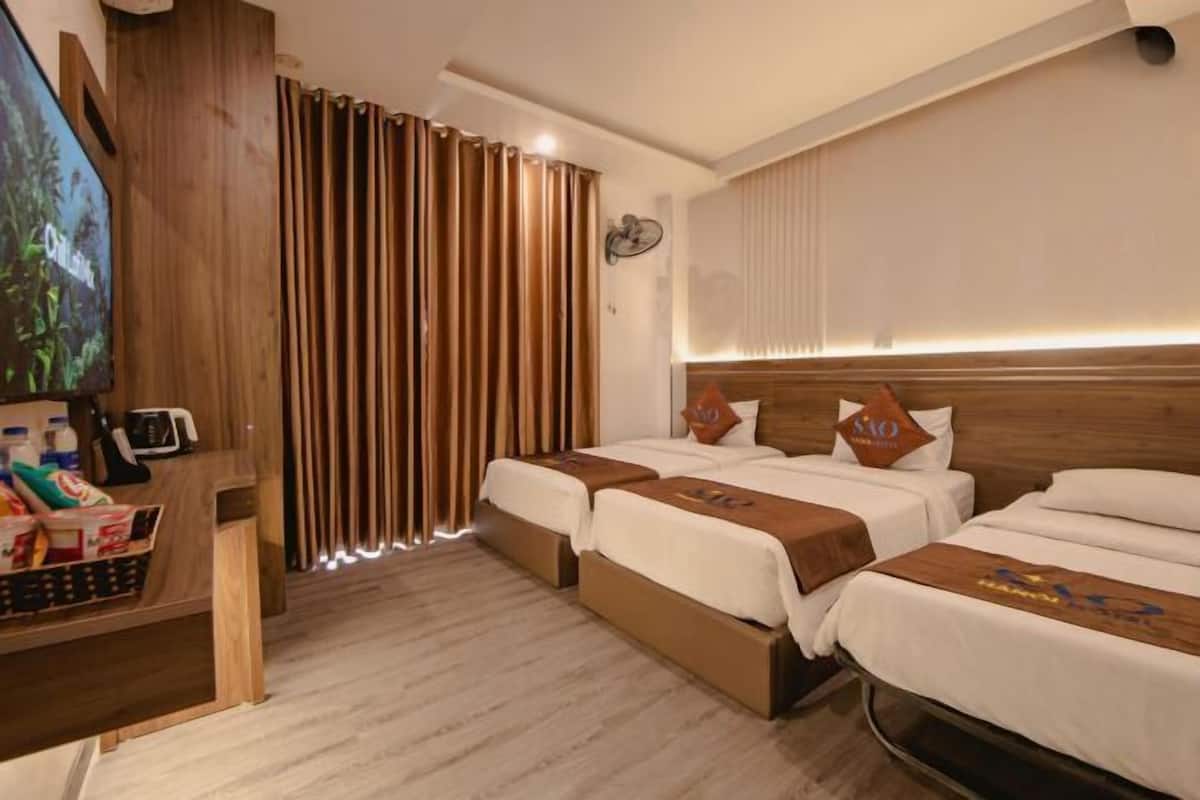 Literie de qualité, couette en duvet, ameublement unique, bureau