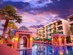 Indoor pool, outdoor pool - ViewD@Marakesh (Pool Access) (หัวหิน)
