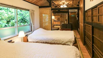 傳統別墅, 多張床, 廚房, 地面層 (Vacation Home) | 1 間臥室、書桌、筆電工作空間、遮光布/窗簾