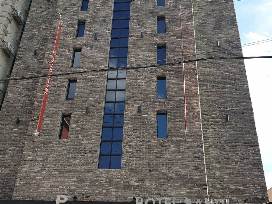 Majoituspaikan julkisivu