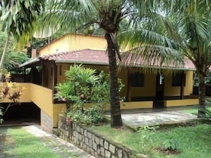 Esterni