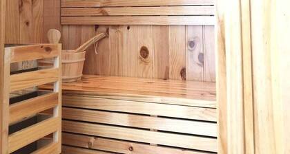 Minh Nguyen Boutique