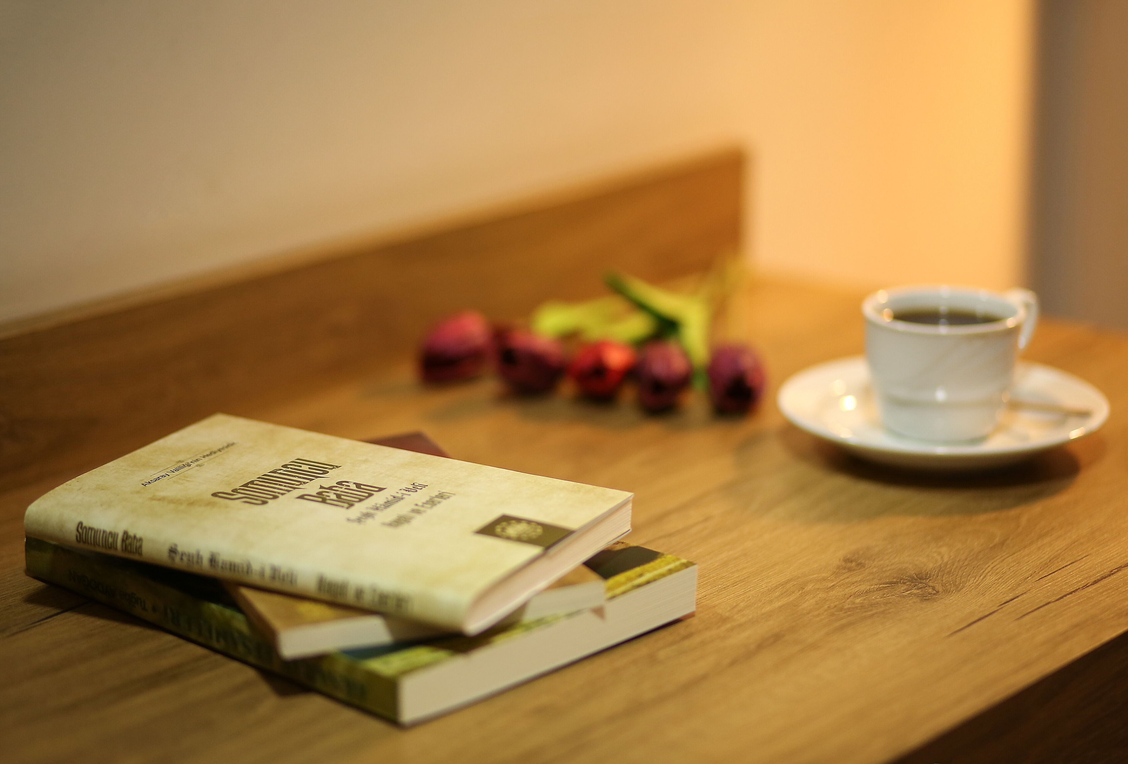 1 bedroom, egyptian cotton sheets, premium bedding, desk