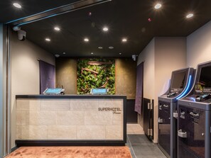 Reception - Super Hotel Premier Akihabara (Tokyo)