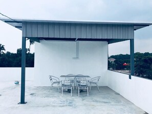 Terrace/patio - Luna Stay by Yolodge (Lunas)
