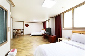 Standard Quadruple Room