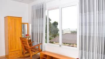 Habitación cuádruple clásica | Vistas al mar