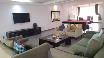 Premium Apartment | Living room