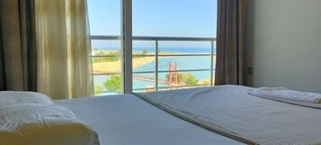 Wifi gratis y acceso para silla de ruedas 