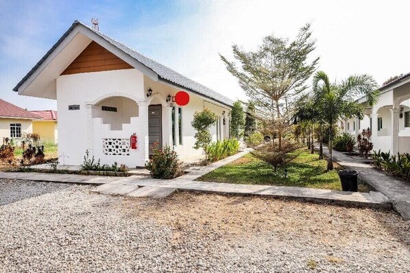 Front of property - Alpha Motel (Langkawi)