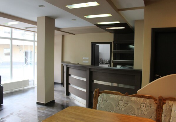 Borne des arrivées/des départs