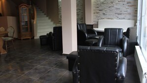 Interior entrance - Hotel Elit (Pristina)