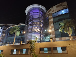 Depan hartanah