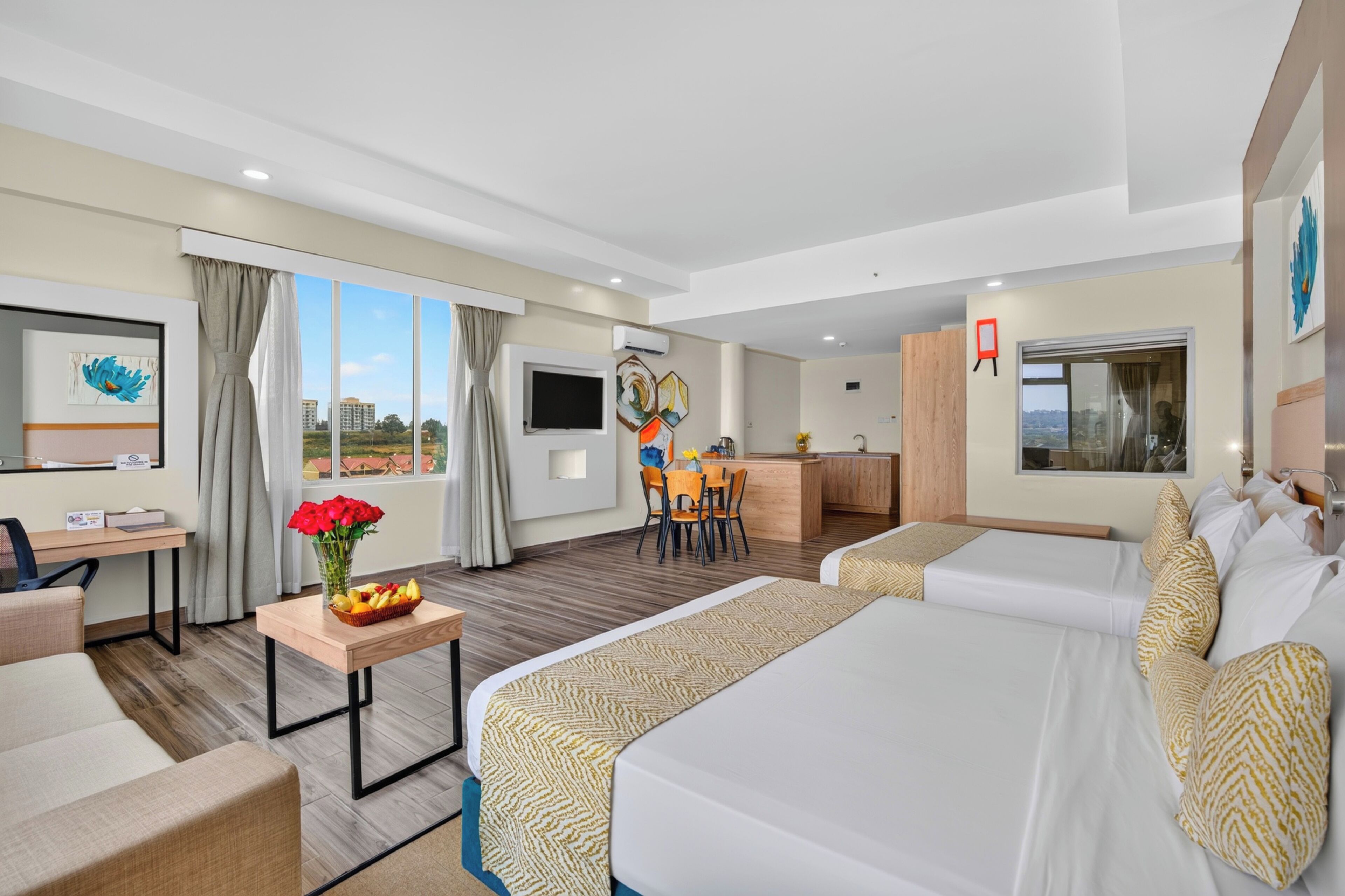 Ropa de cama de alta calidad y minibar 