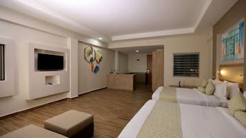 Suite | Premium bedding, minibar, in-room safe, desk
