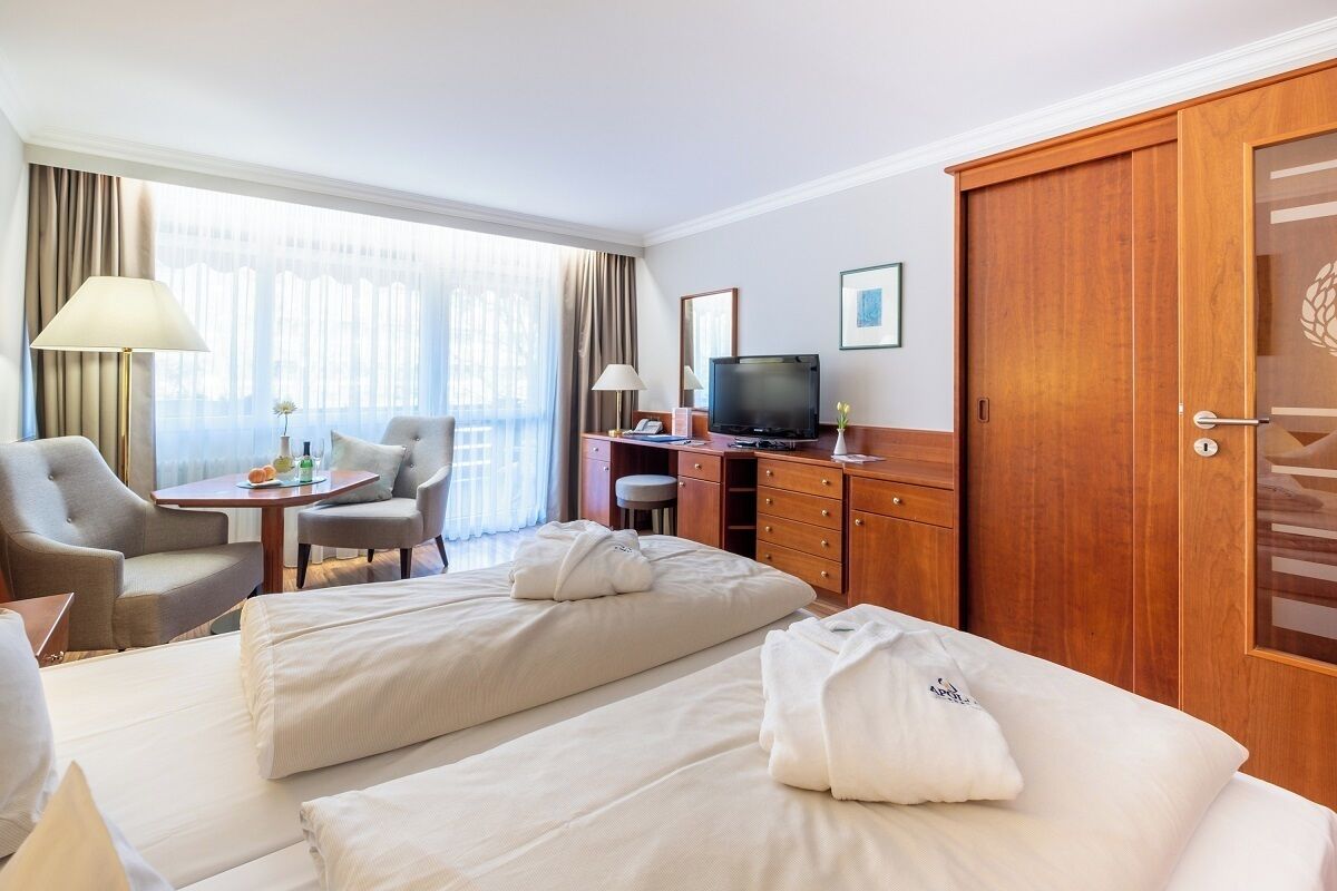 Leilighet | Allergitestet sengetøy, minibar, safe på rommet og skrivebord