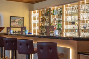 Bar (on property) - Thermenhotel Apollo (Bad Fuessing)