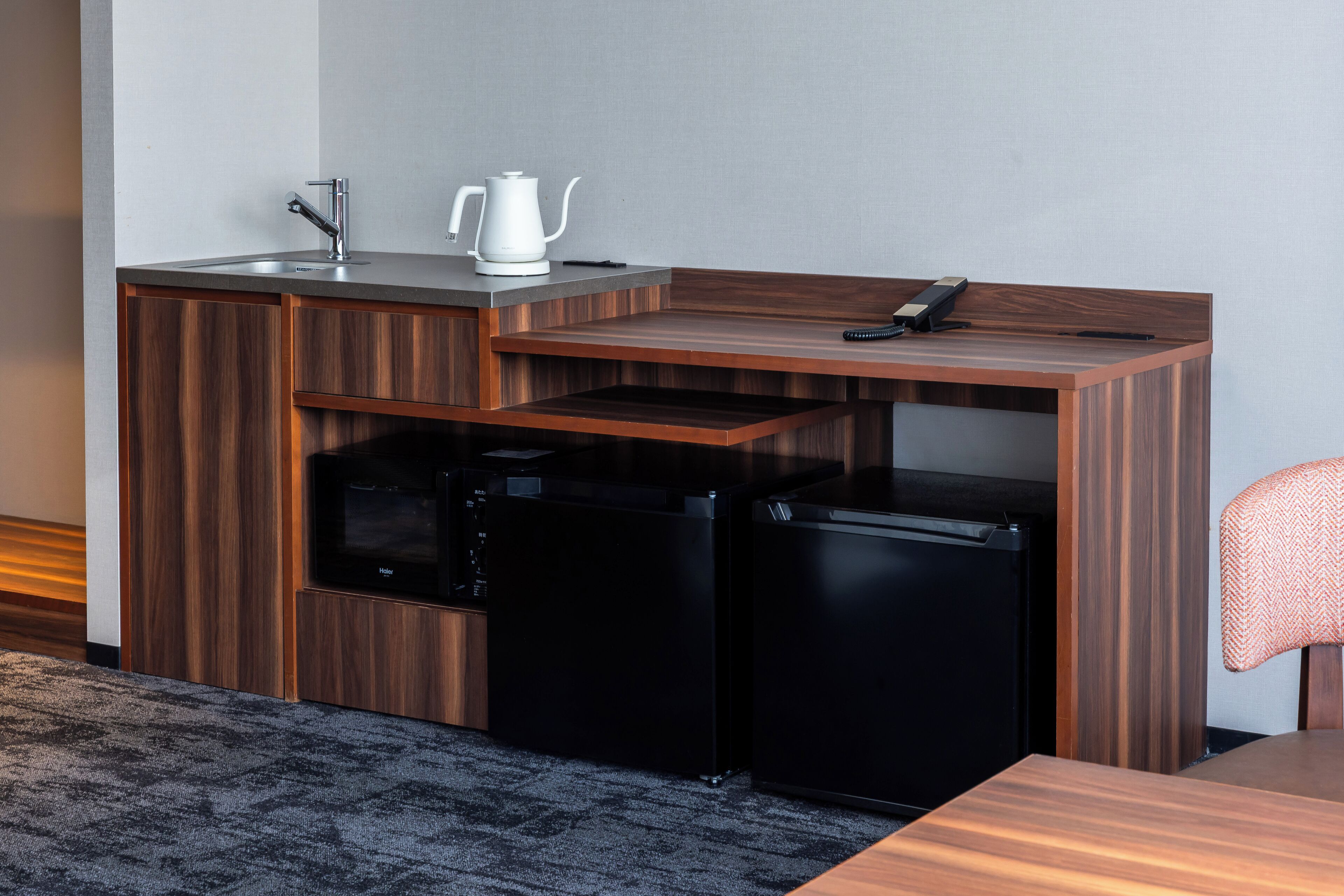 in-room safe, desk, iron/ironing board, free wifi