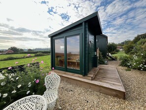 Luxury Room, Ensuite (Cottage Shepherds Hut) | Spa | Sauna