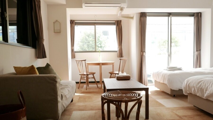 Tokyo Sakurako Hatchobori