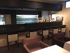 Bar (in der Unterkunft)