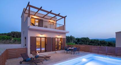 Luxury Villa Malvasia with Seaview and Heated pool