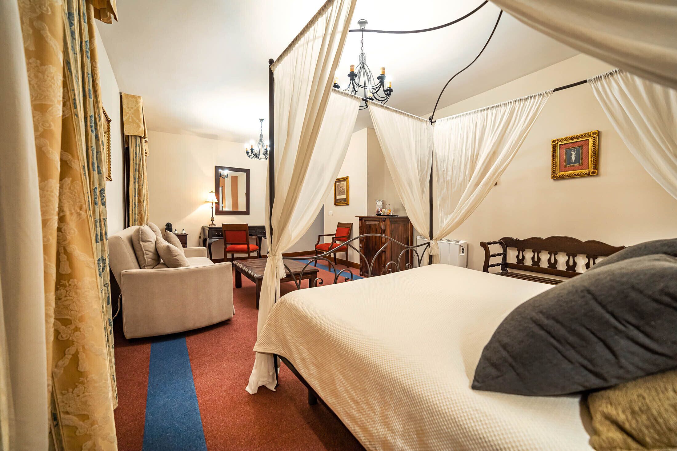 junior suite | 1 bedroom, minibar, in-room safe, soundproofing