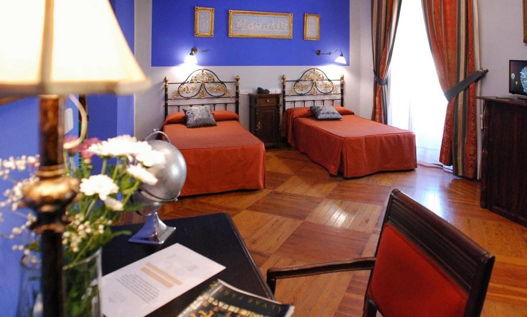 superior twin room | 1 bedroom, minibar, in-room safe, soundproofing