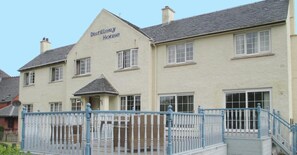 Exterior - Distillery Guest House (Fort William)
