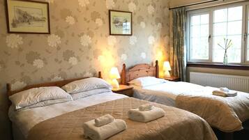 Desk, free WiFi, bed sheets