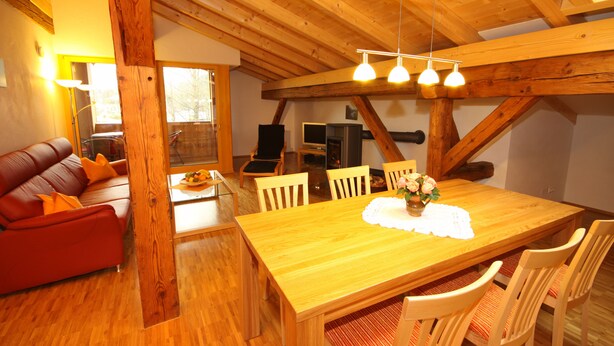 Apartamento Deluxe, no fumadores, vistas a la montaña (Nr. 8) | Servicio de comidas en la habitación