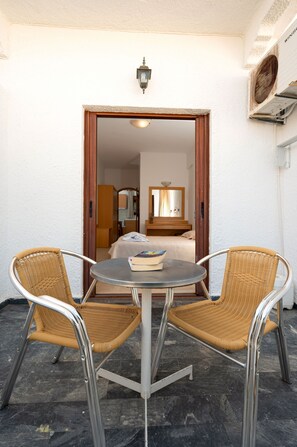 Studio, Sea View | Soundproofing, free WiFi, bed sheets - Adonis Hotel (Agios Vasileios)