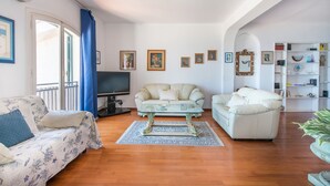 Leilighet, 1 soverom | Oppholdsrom